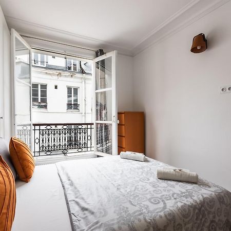 Le Reflet Parisien - Appt Pour 4 Paris Apartamento Exterior foto